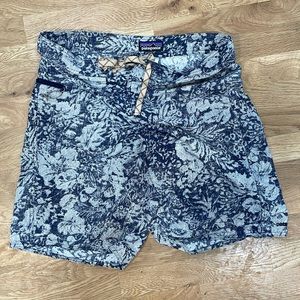 Men’s Patagonia Board Shorts Size 31